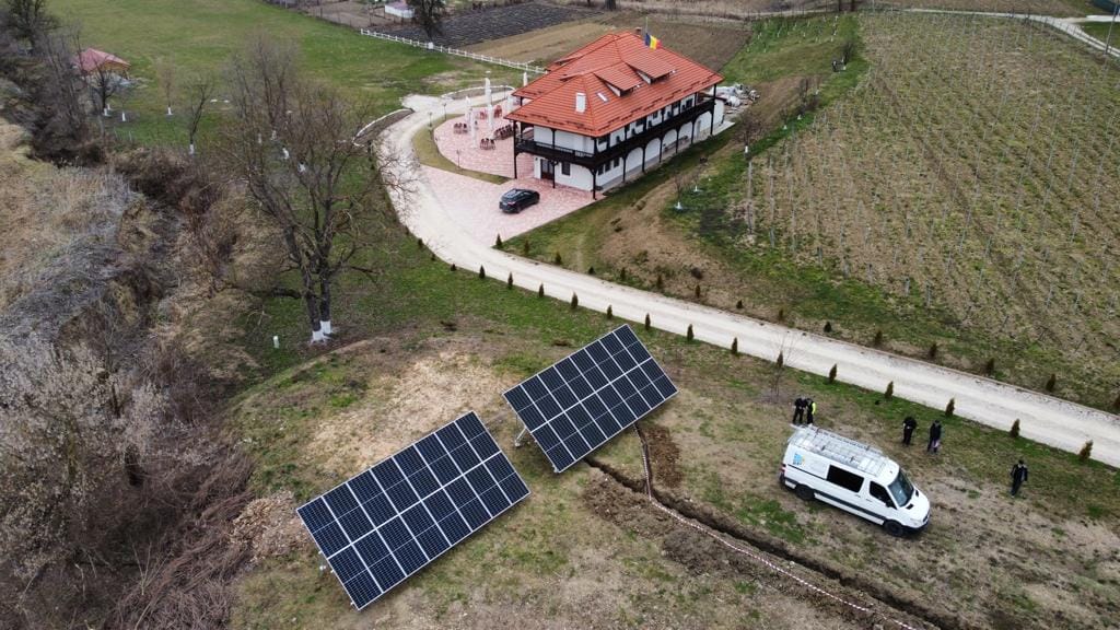Sistem fotovoltaic 20 kWp montat la Sighișoara, județul Mureș